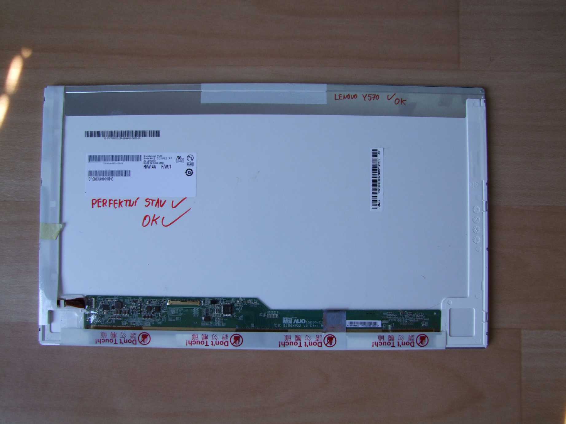 15.6" LCD Panel Displej 40pin LED Innolux BT156GW01 V.6