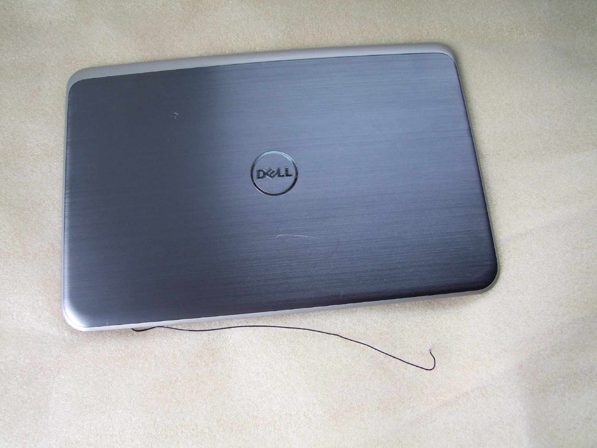 Zadní kryt LCD Šasi Dell Inspiron 17 17R 5737 3737