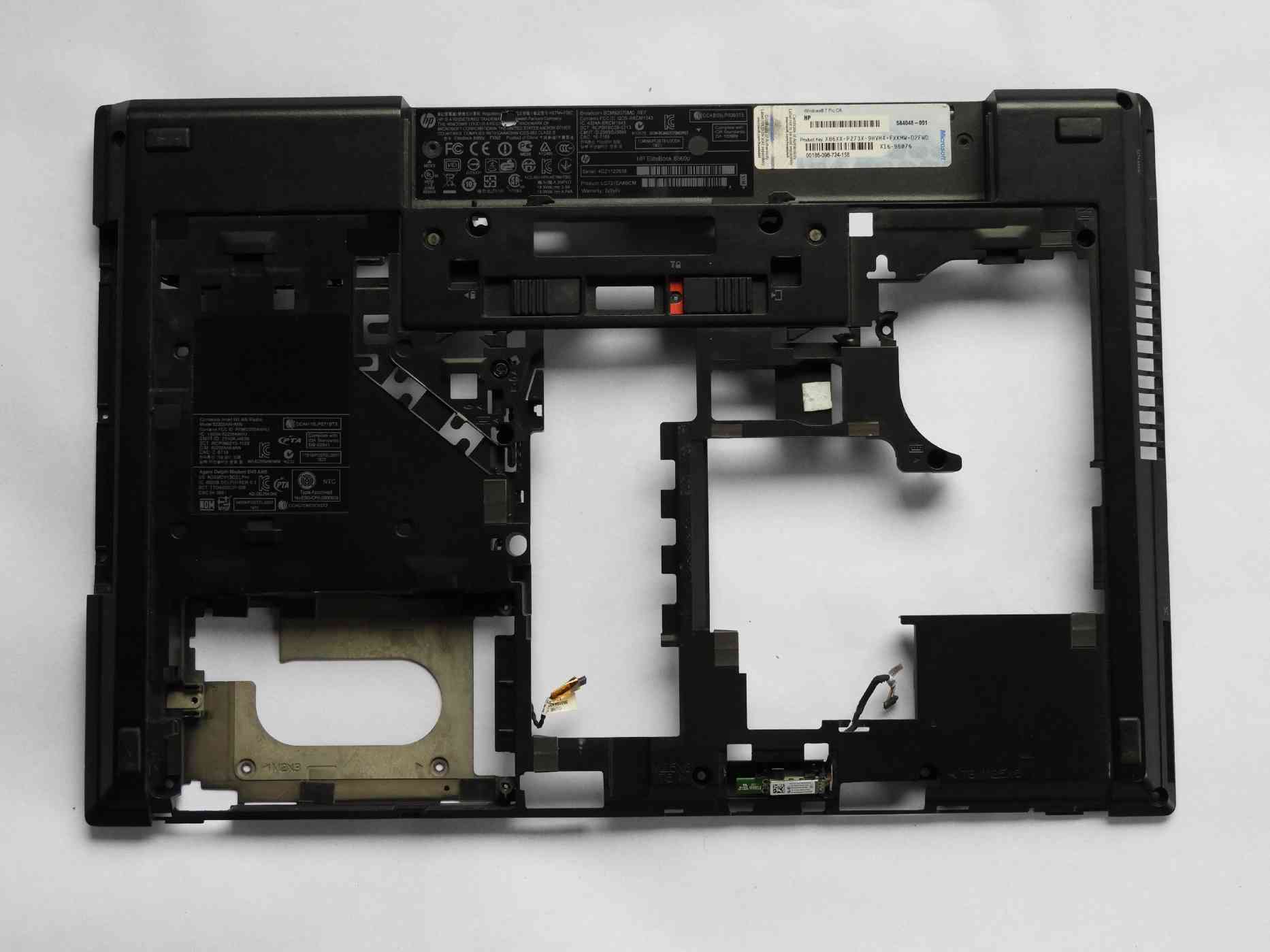 Spodní kryt šasi Vana Bottom case HP EliteBook 8560P