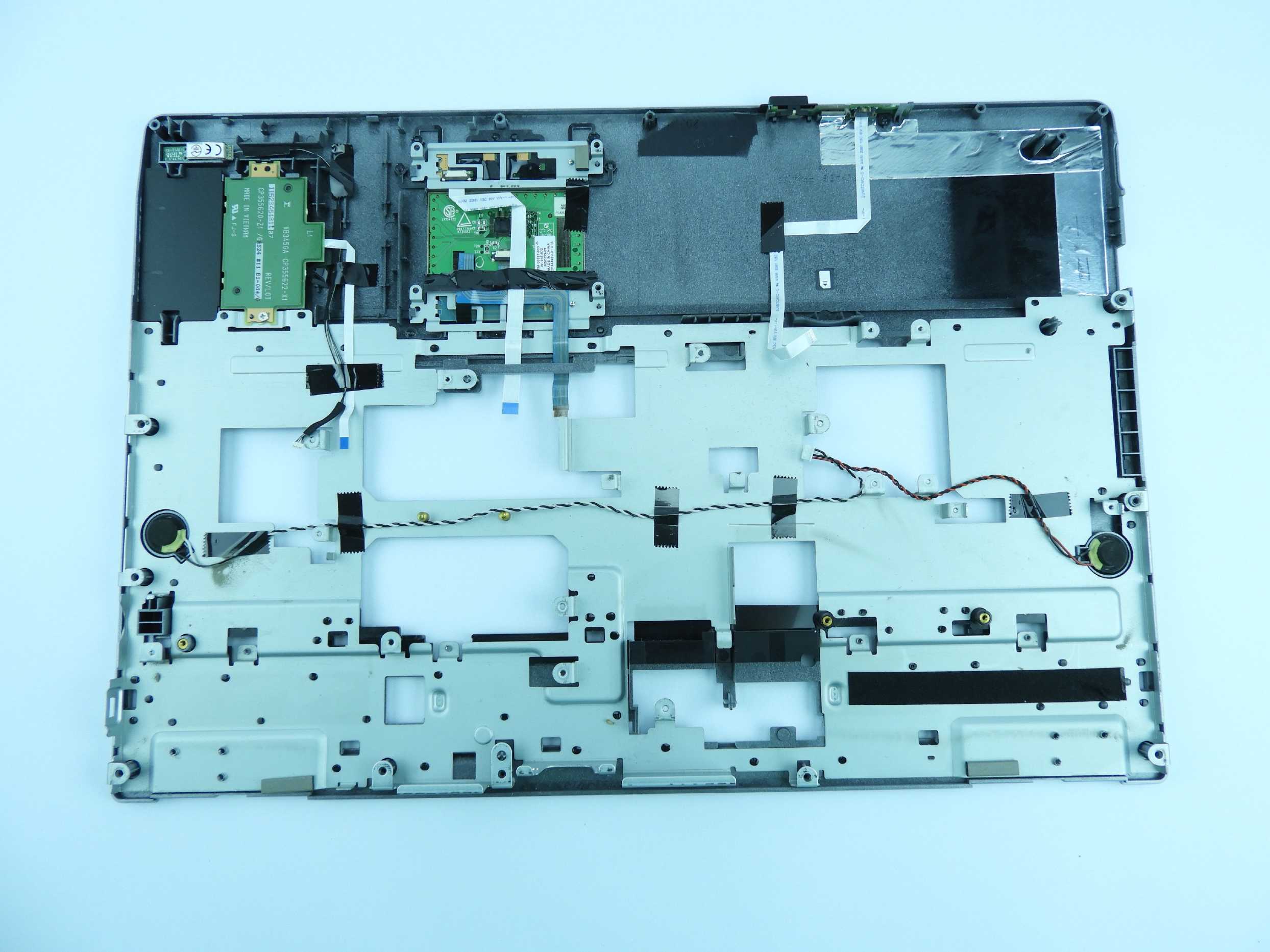Palmrest Touchpad šasi horní Fujitsu Celsius H910