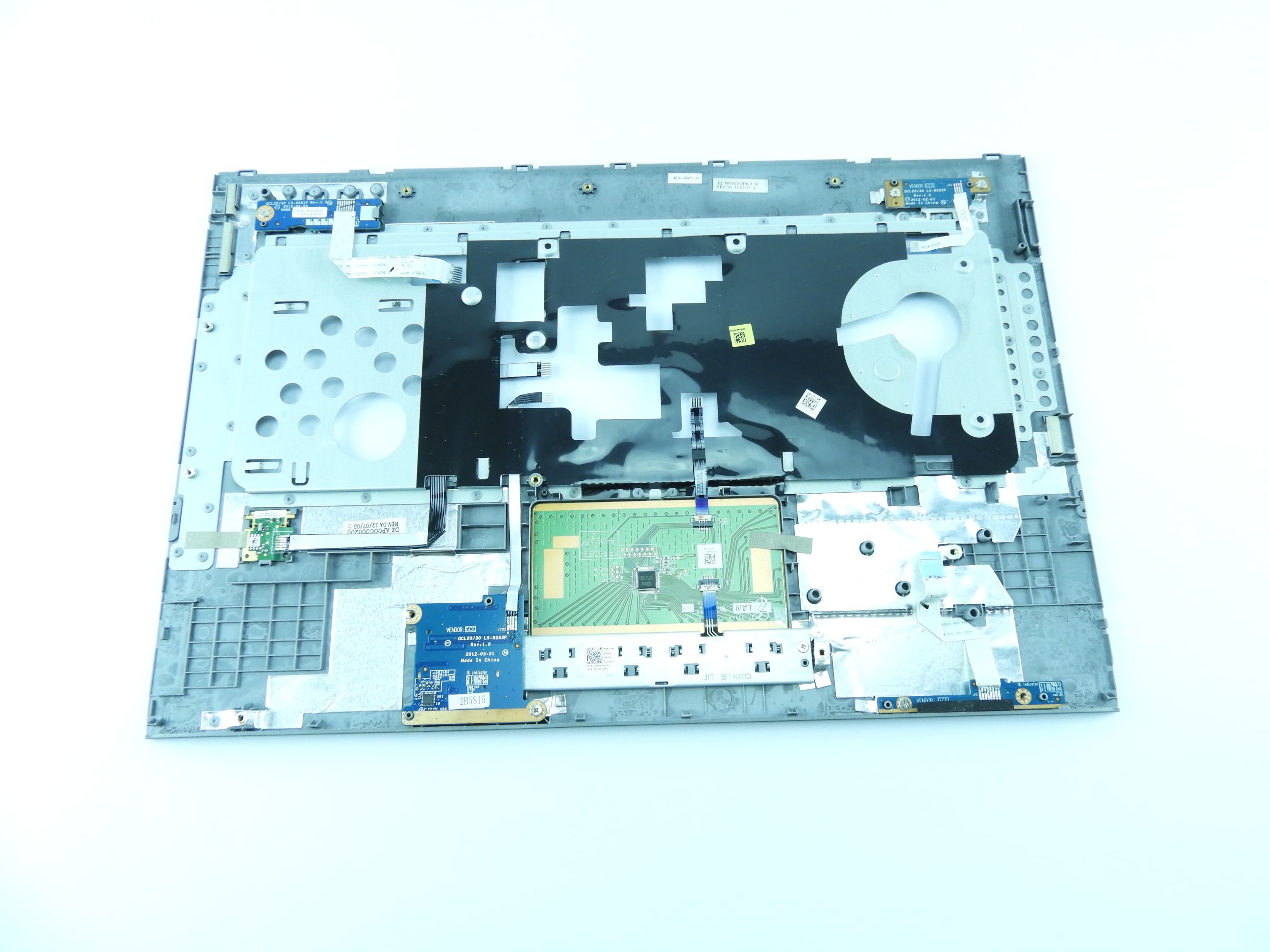 Palmrest Touchpad šasi kryt Dell Vostro 3560