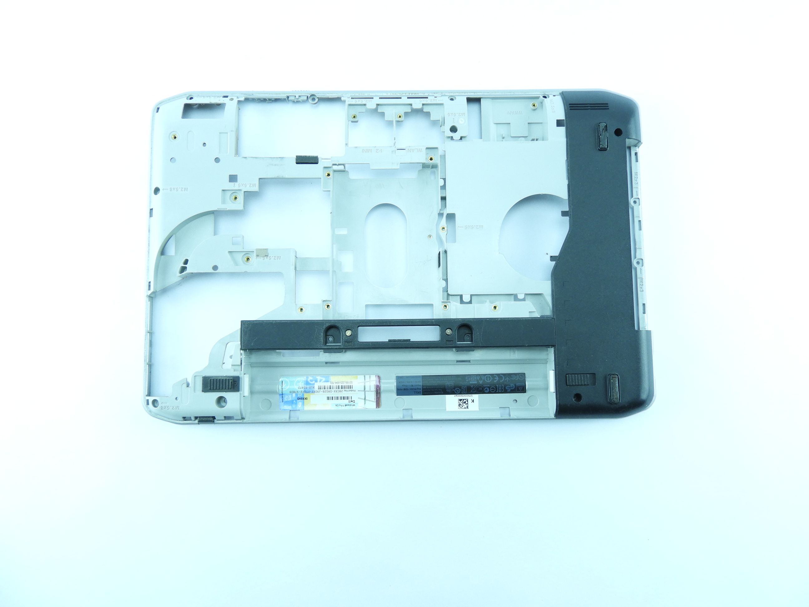 Spodní kryt šasi Vana Dell Latitude E5430