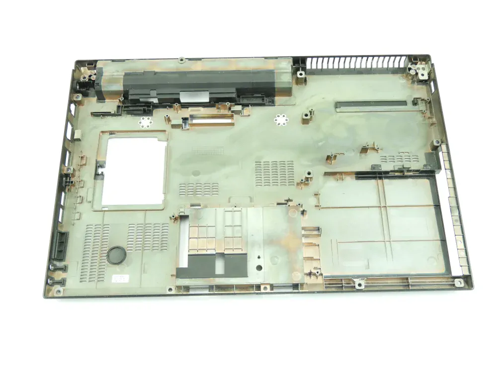 Spodní kryt šasi Vana Fujitsu Celsius H770