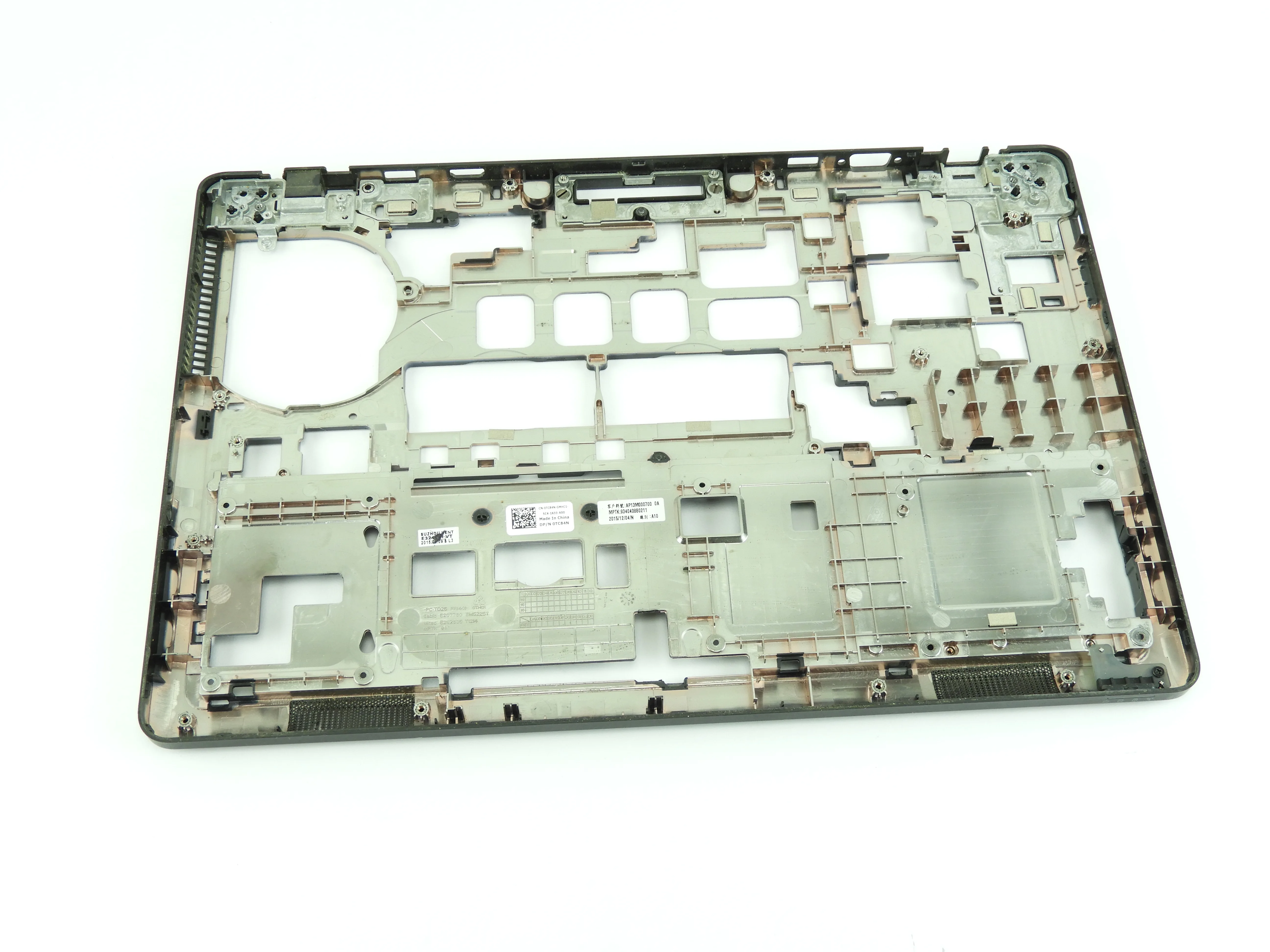 Spodní kryt šasi Vana Dell Latitude E5550