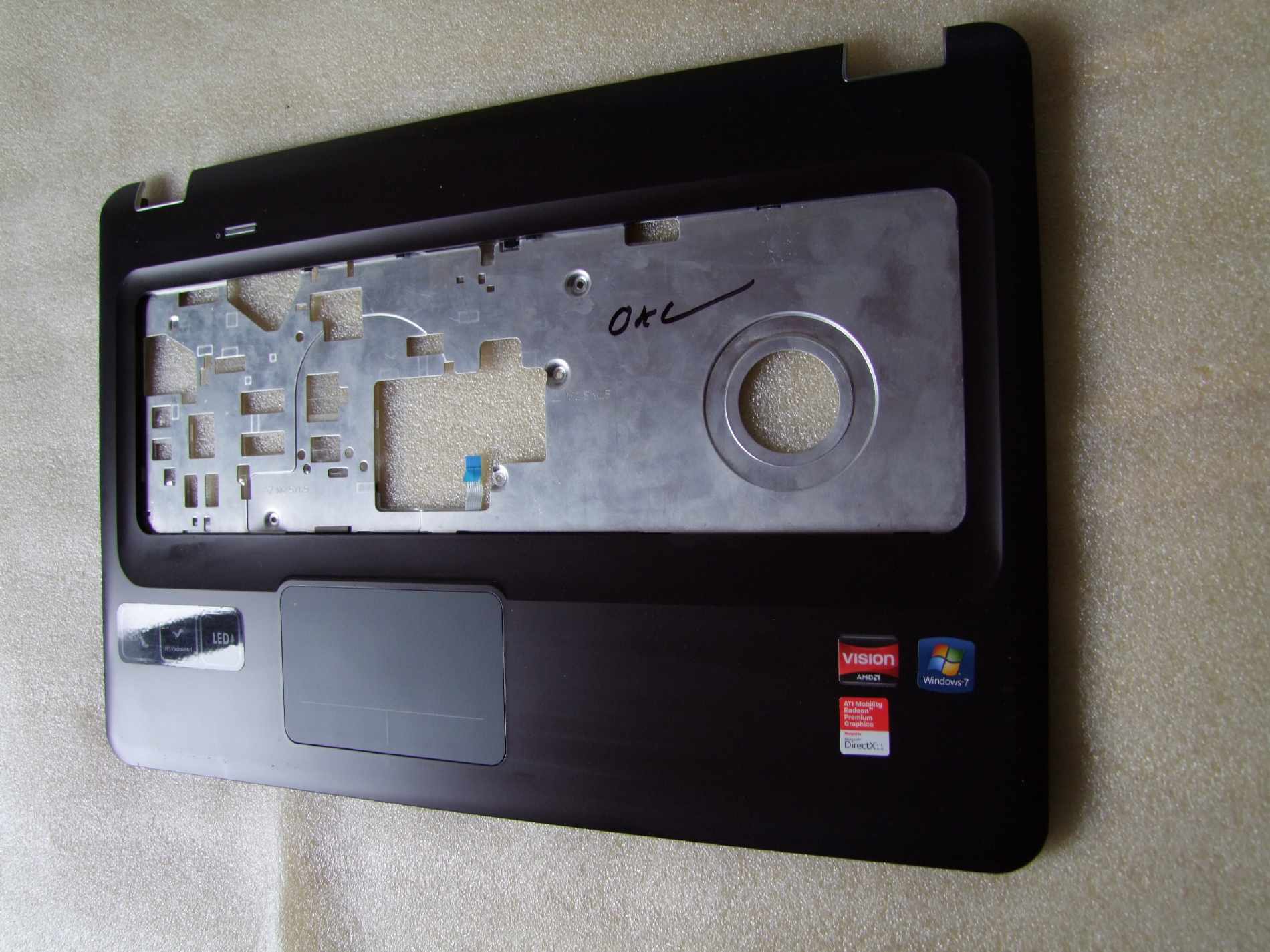 Palmrest Touchpad Kryt Šasi Hp Pavilion DV7-4000 DV7-4100 605346-001