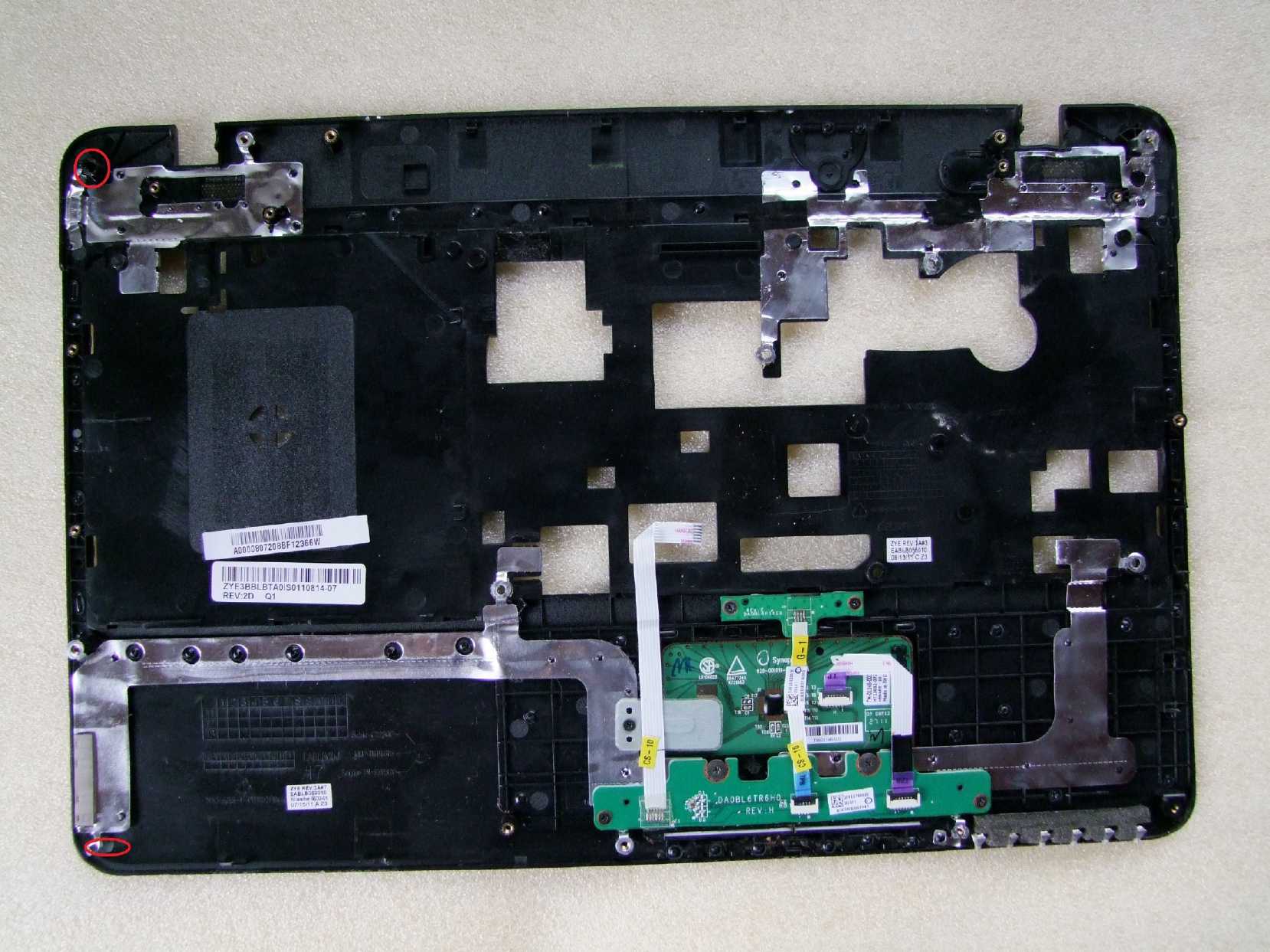 Horní kryt šasi Palmrest Touchpad Toshiba Satellite L750 L755 L750D L755