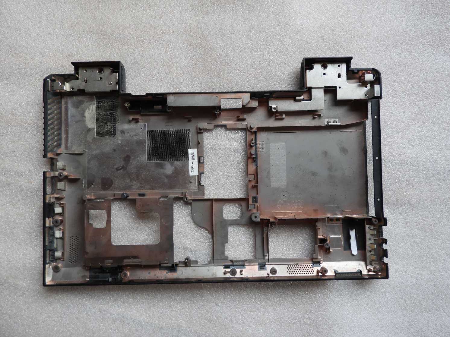 Spodní Vana kryt šasi Lenovo Ideapad B560