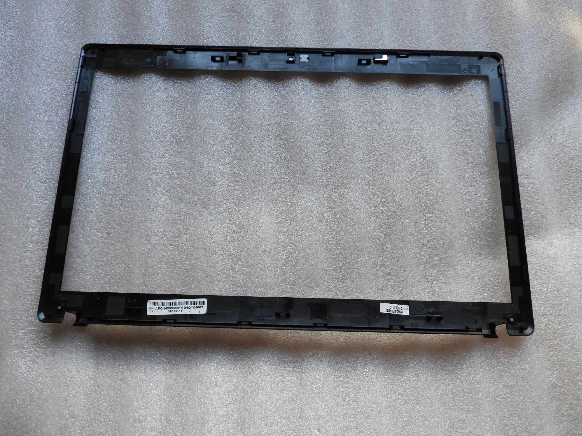 Přední kryt LCD Bezel Lenovo Ideapad G770 G780 
