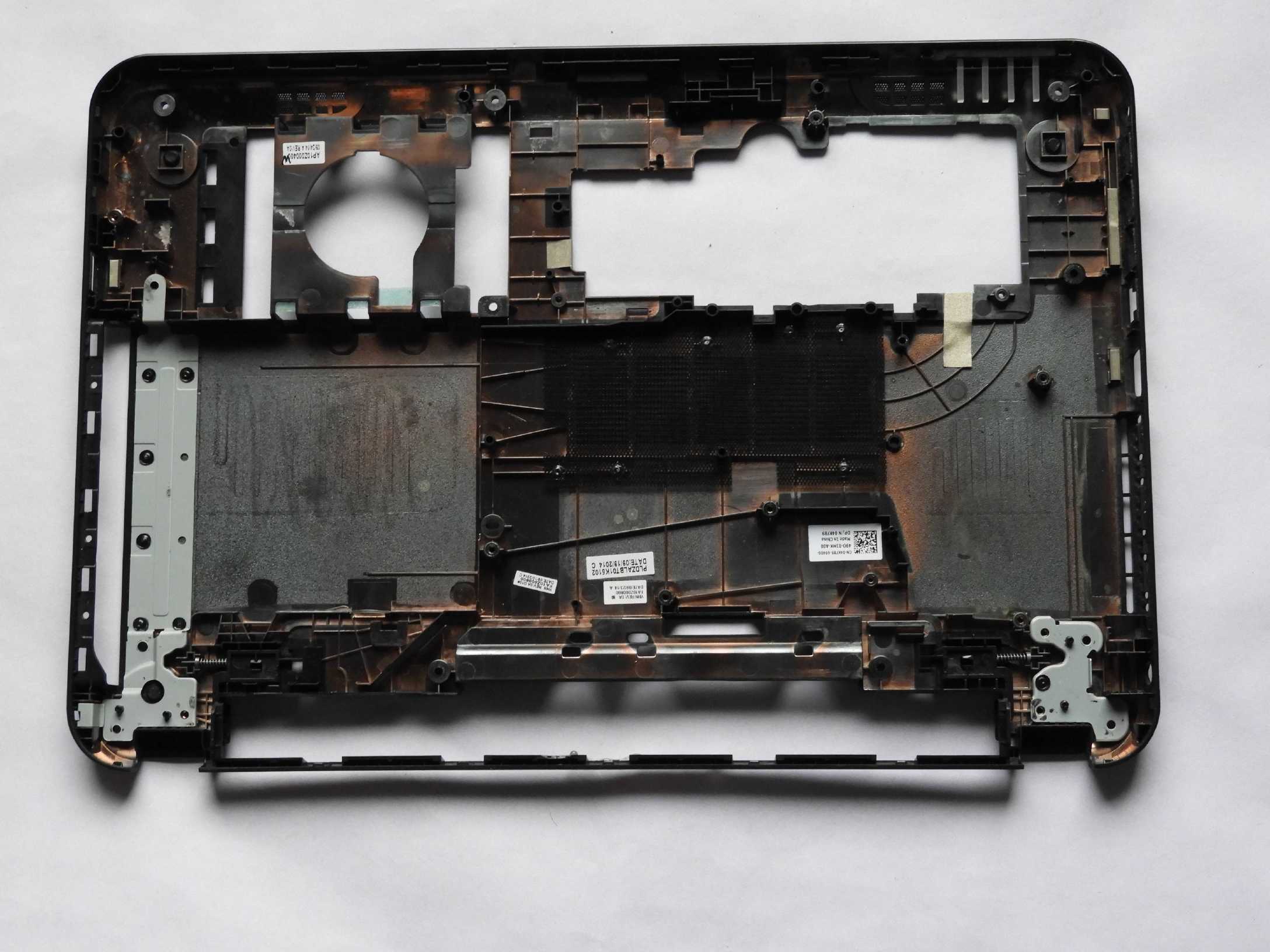 Spodní kryt šasi Vana Dell Latitude 15 3540