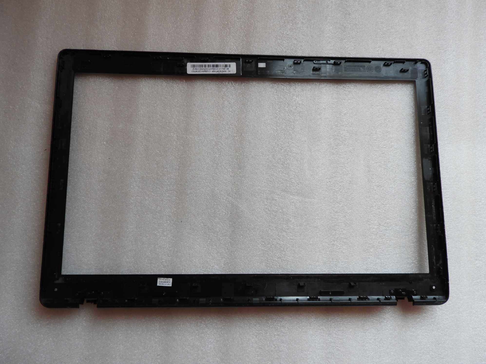 Přední Kryt LCD Bezel Asus X75 X75V X75VB X75A X75VD X75SVJ X75TK