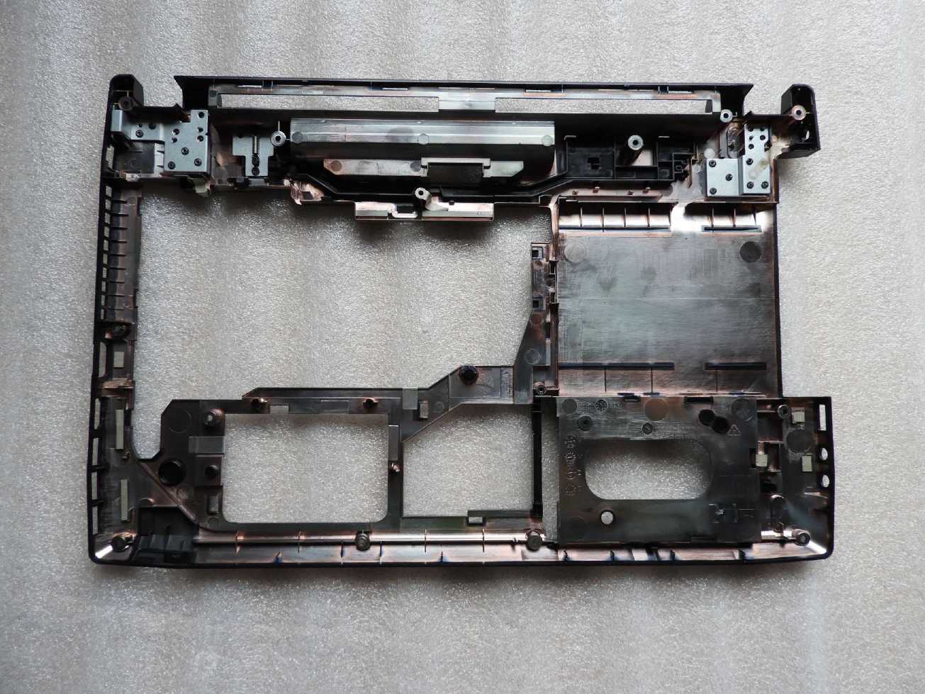 Spodní kryt šasi Vana Fujitsu Lifebook 514 A514 CP682431-01