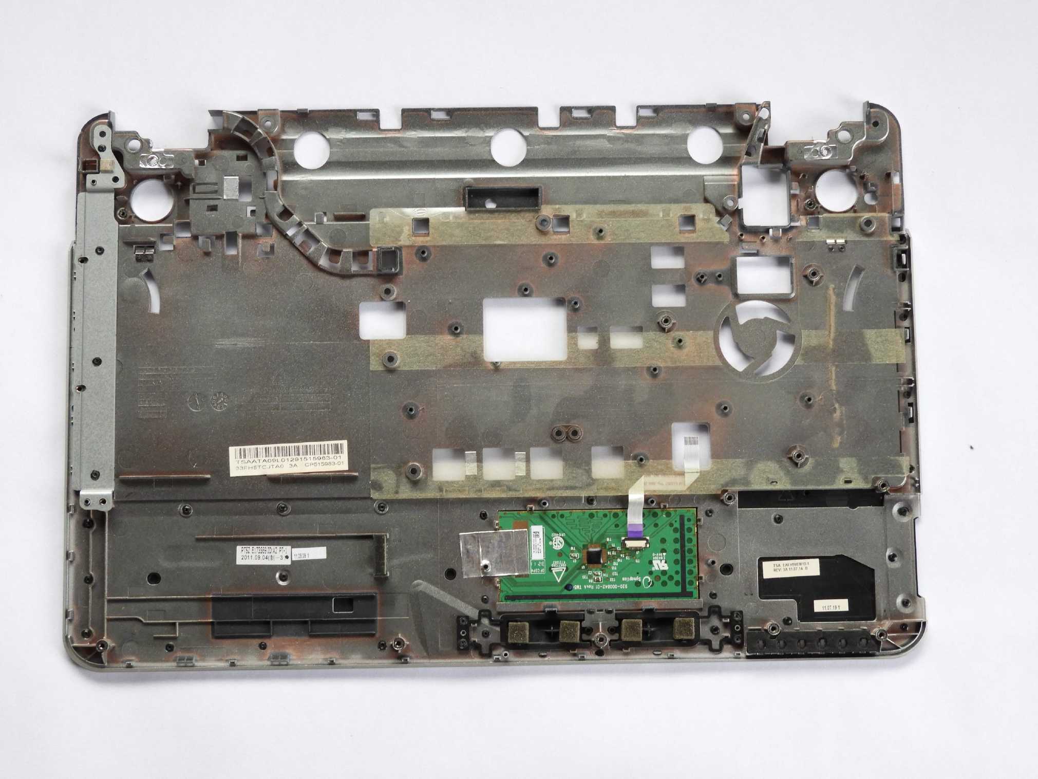 Horní kryt šasi Palmrest Touchpad Fujitsu LifeBook AH531