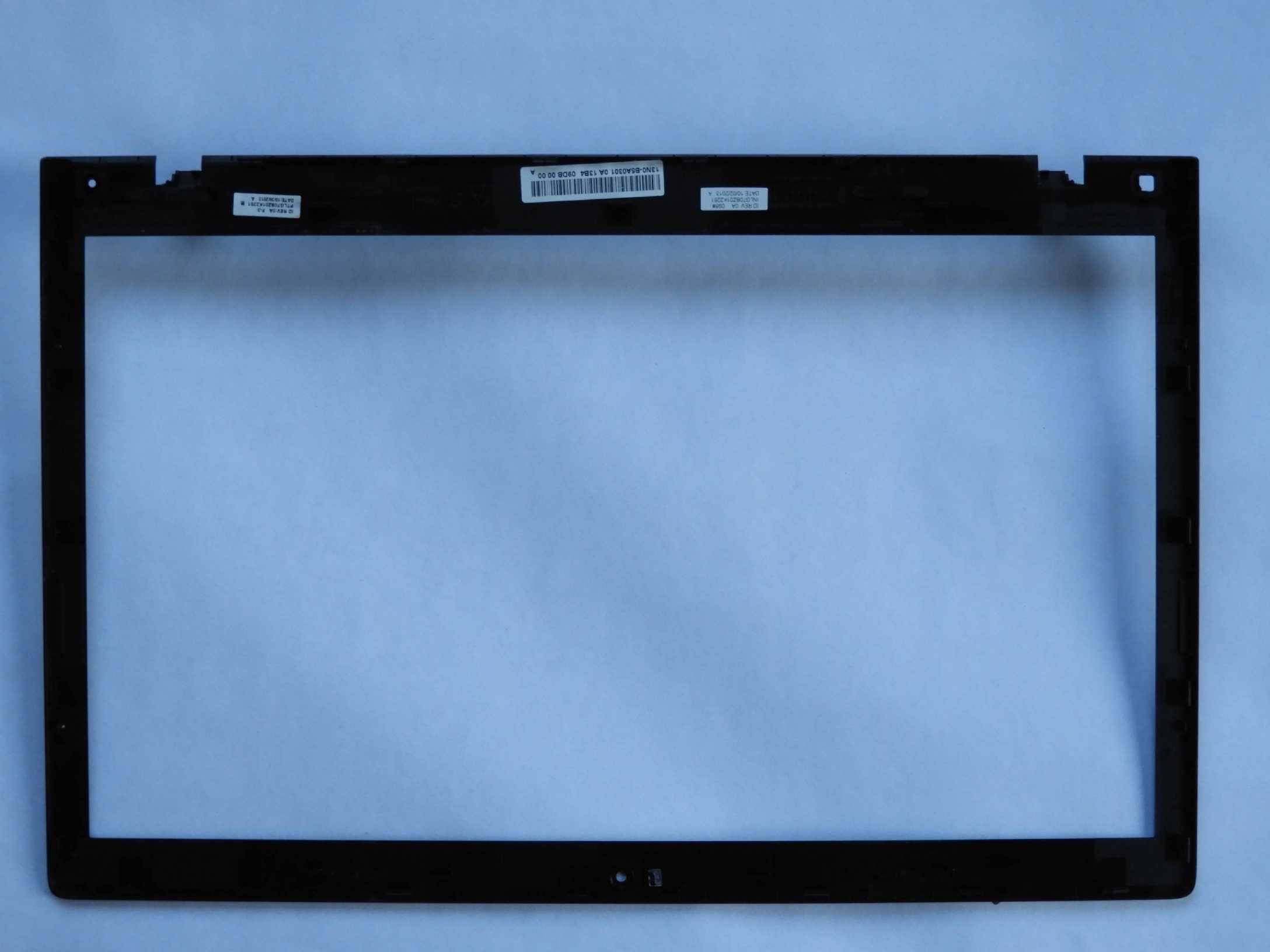Bezel přední kryt šasi Lenovo IdeaPad G700 G710