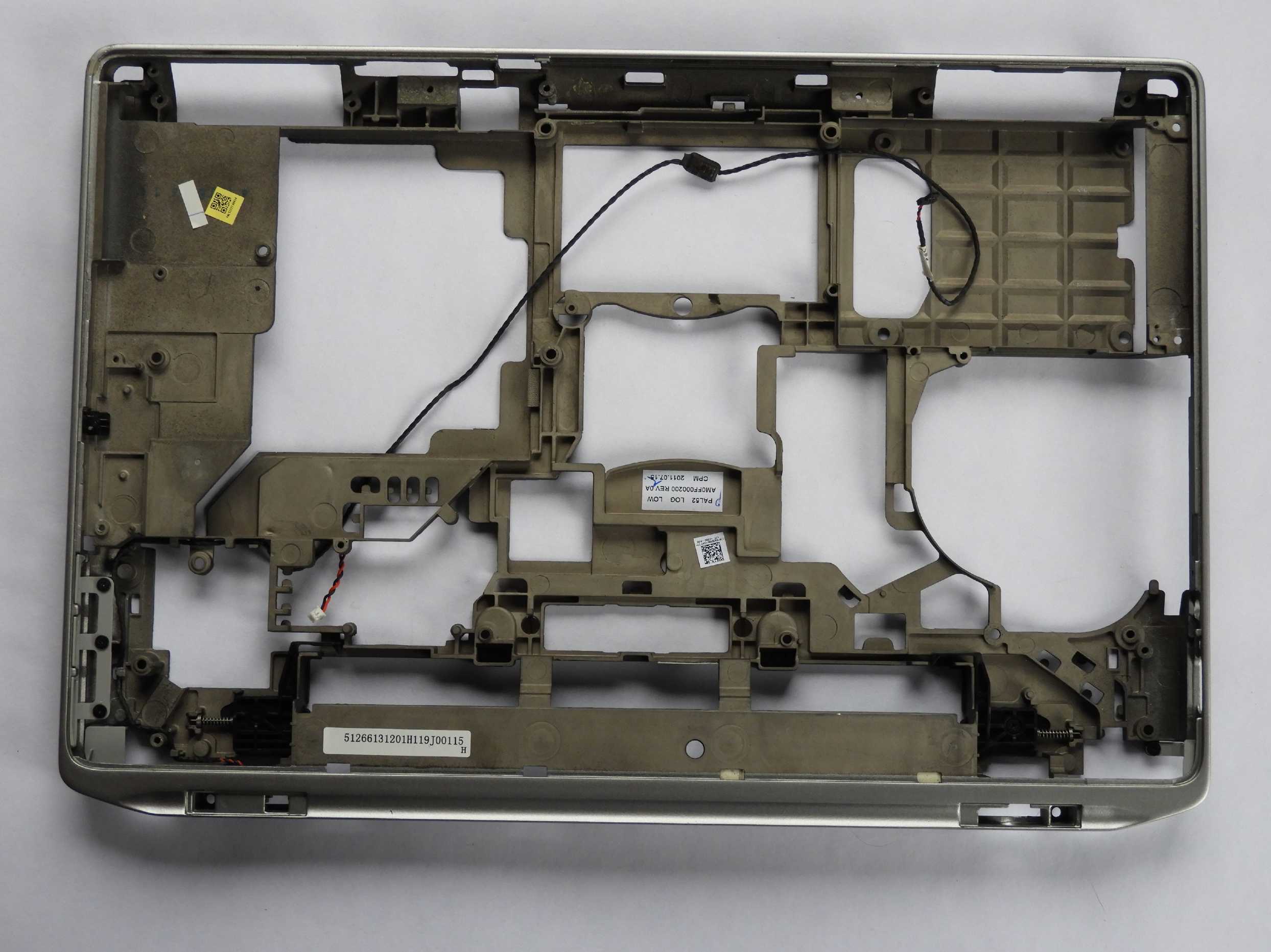 Spodní kryt šasi Dell Latitude E6420 ATG