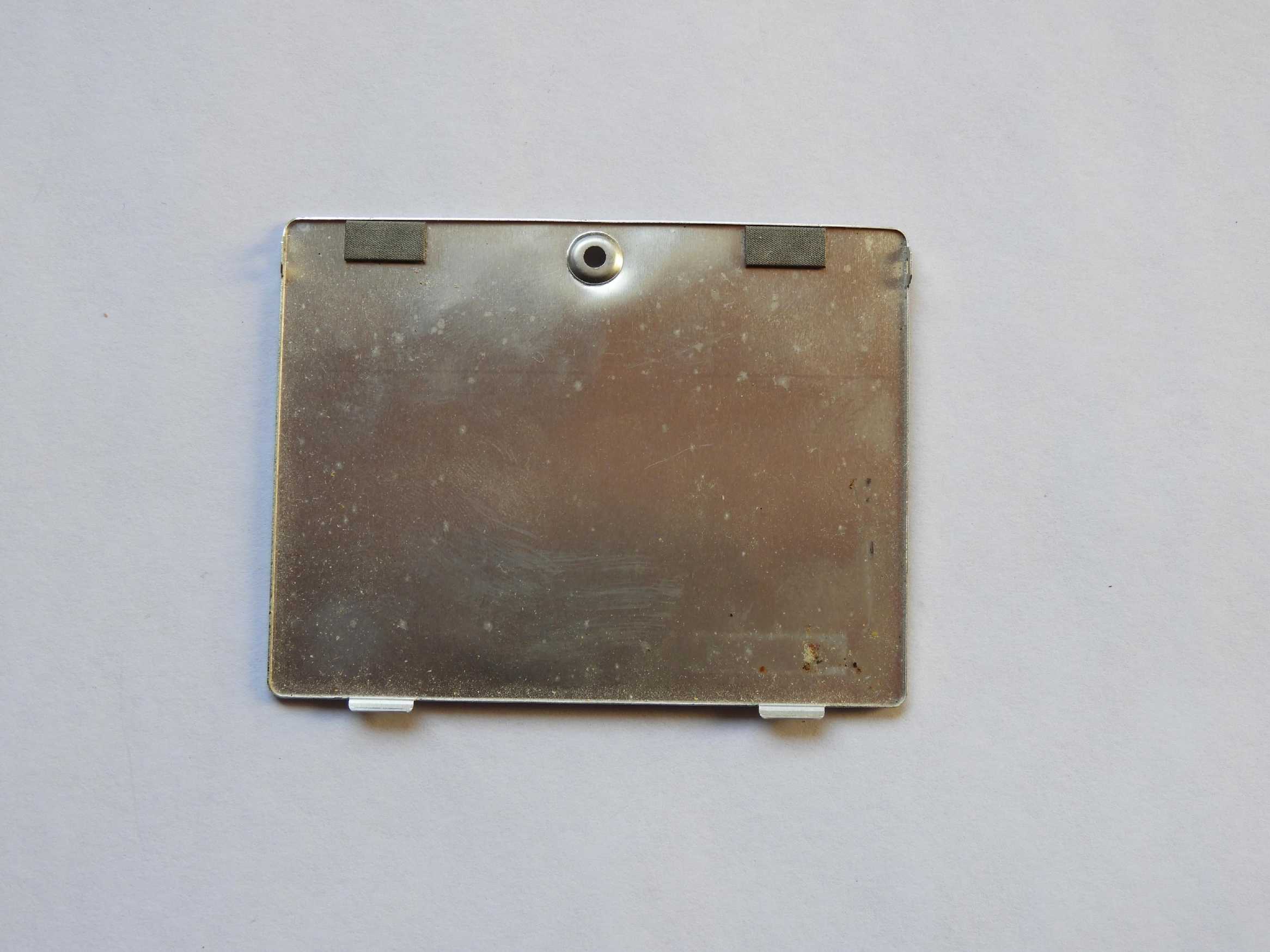 Spodní kryt šasi Fujitsu Lifebook E554