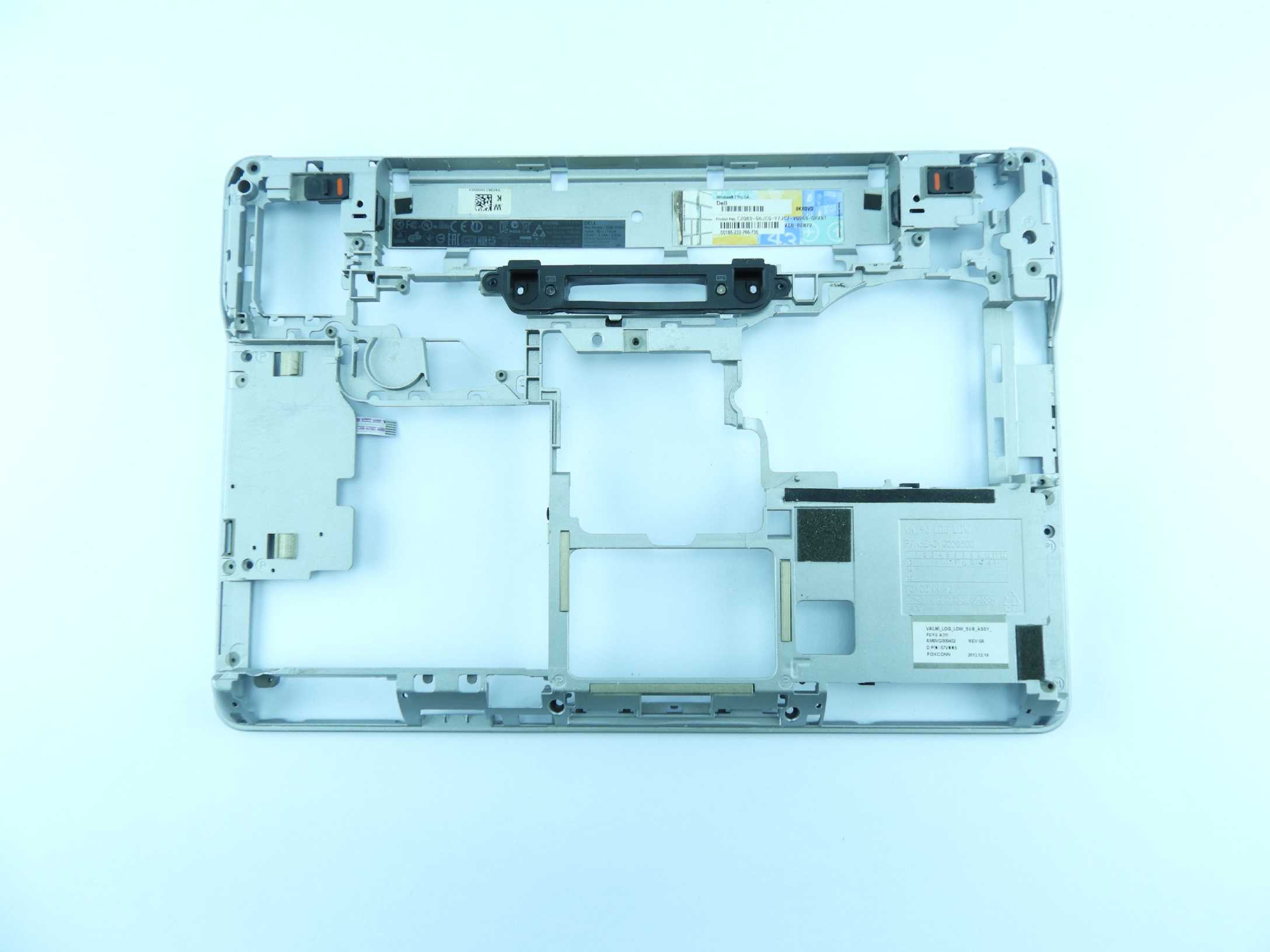 Spodní kryt šasi Vana Dell Latitude E6440