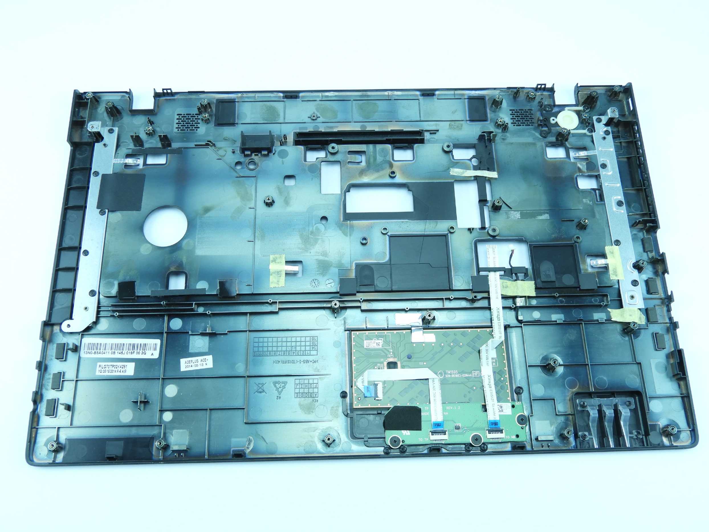 Touchpad Palmrest Horní kryt šasi Lenovo IdeaPad G700 G710