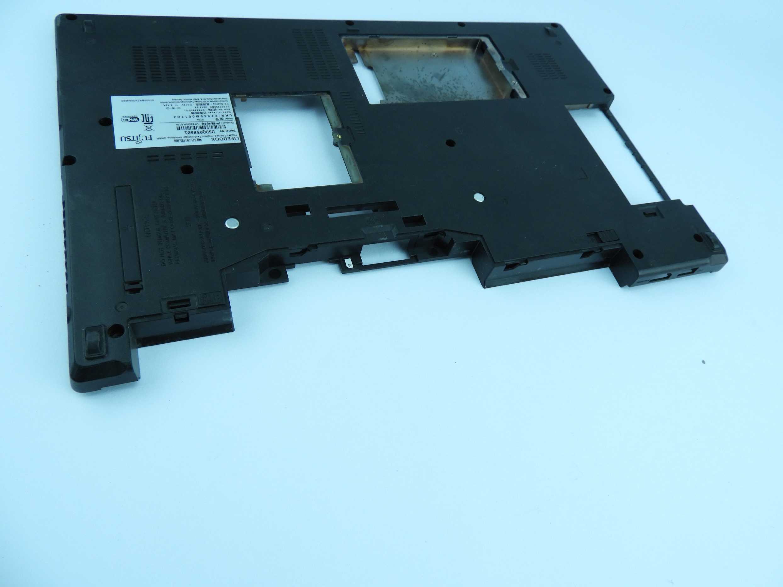 Spodní kryt šasi Vana Fujitsu Lifebook E754