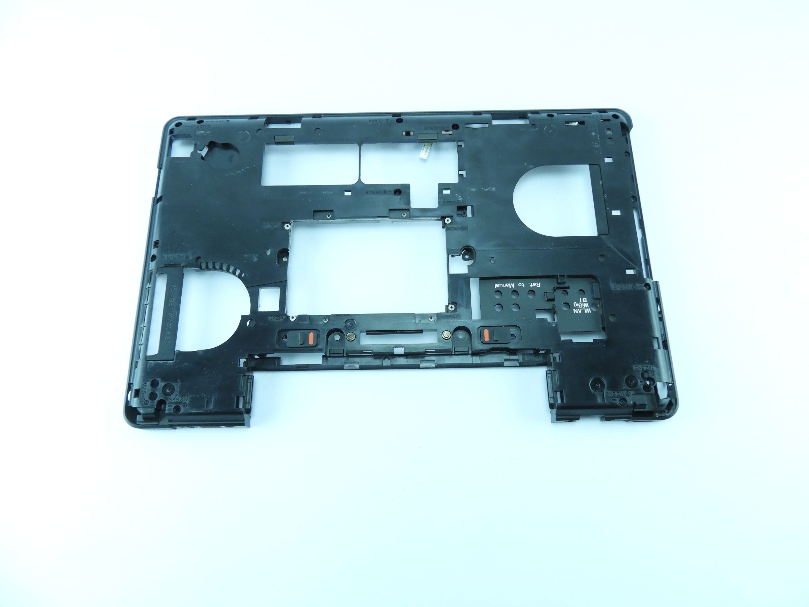 Spodní kryt šasi Vana Dell Latitude E5540 P35F