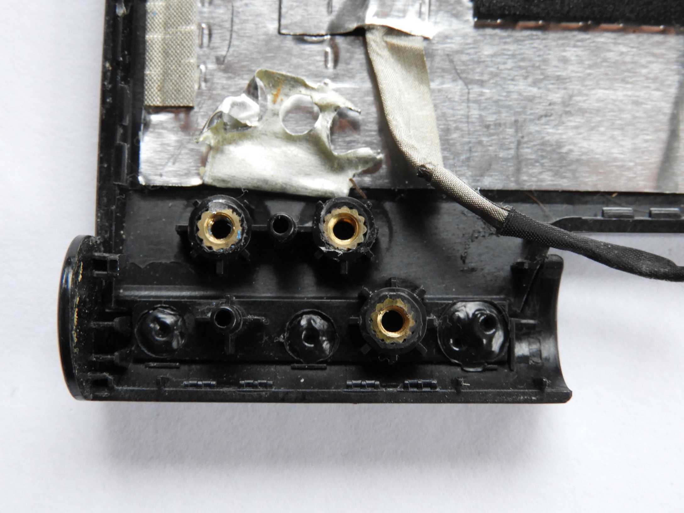 Zadní kryt LCD Šasi Fujitsu Lifebook NH532