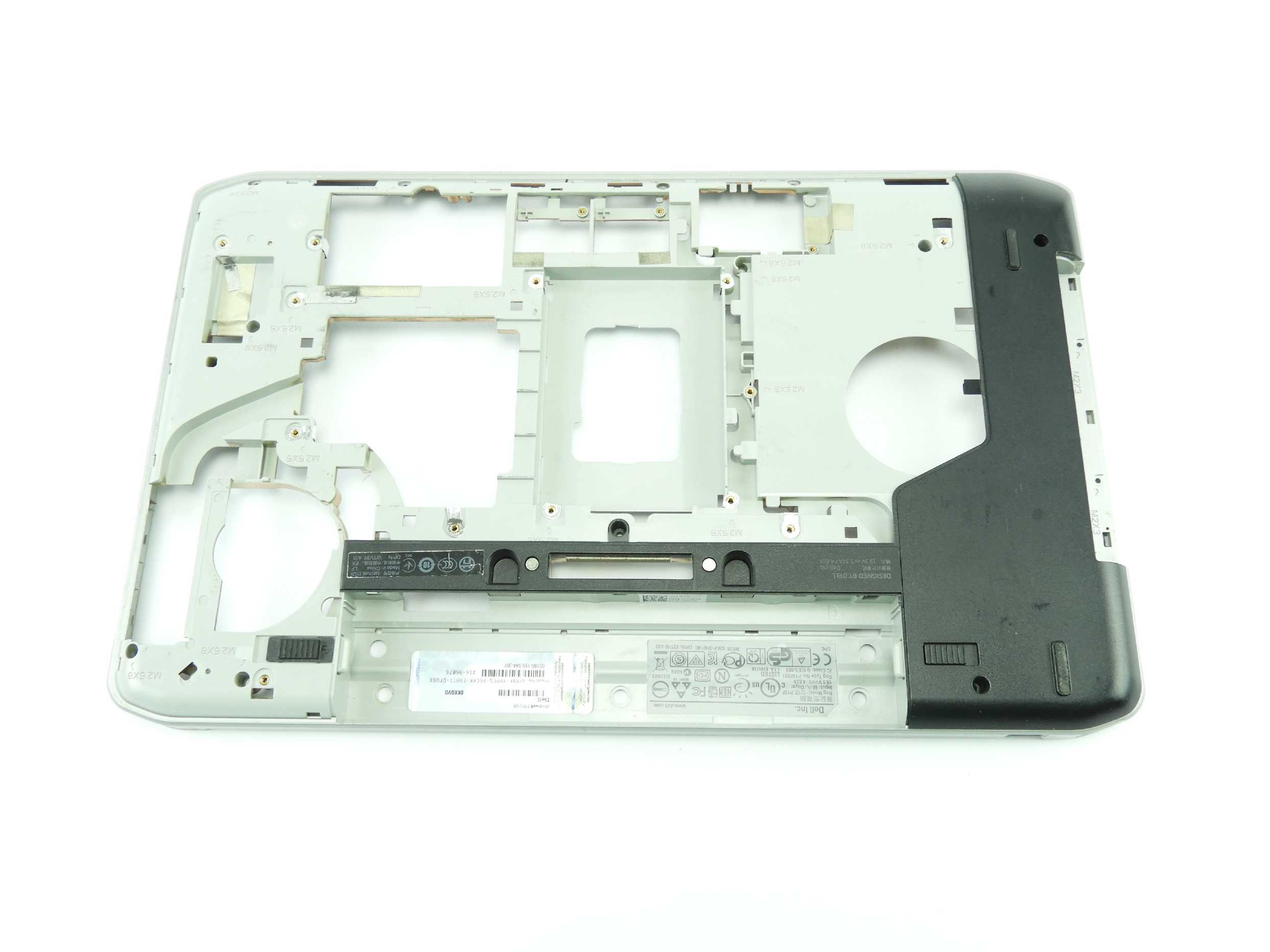 Spodní kryt šasi Vana Dell Latitude E5520