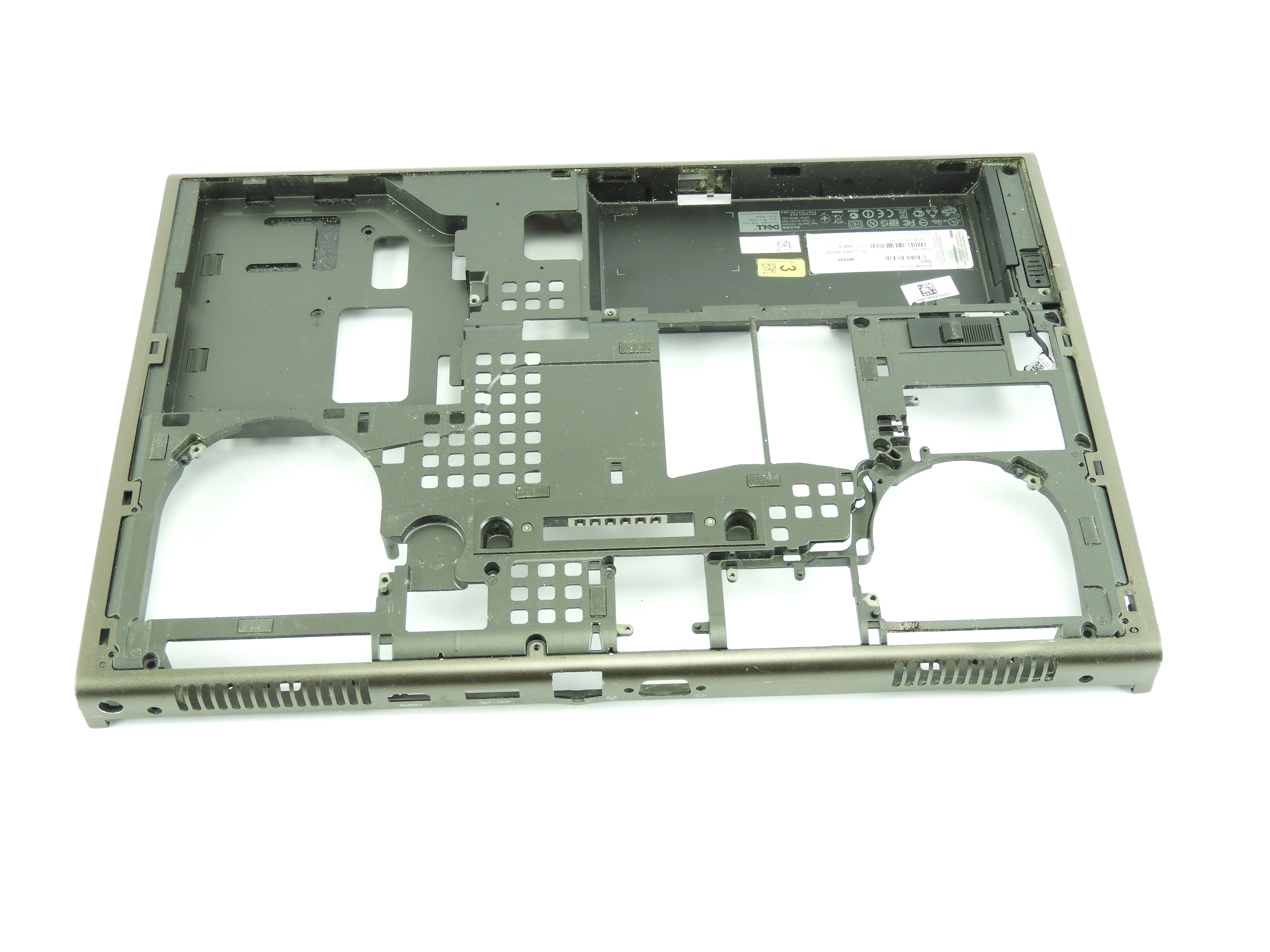 Spodní kryt šasi Vana Dell Precision M4700