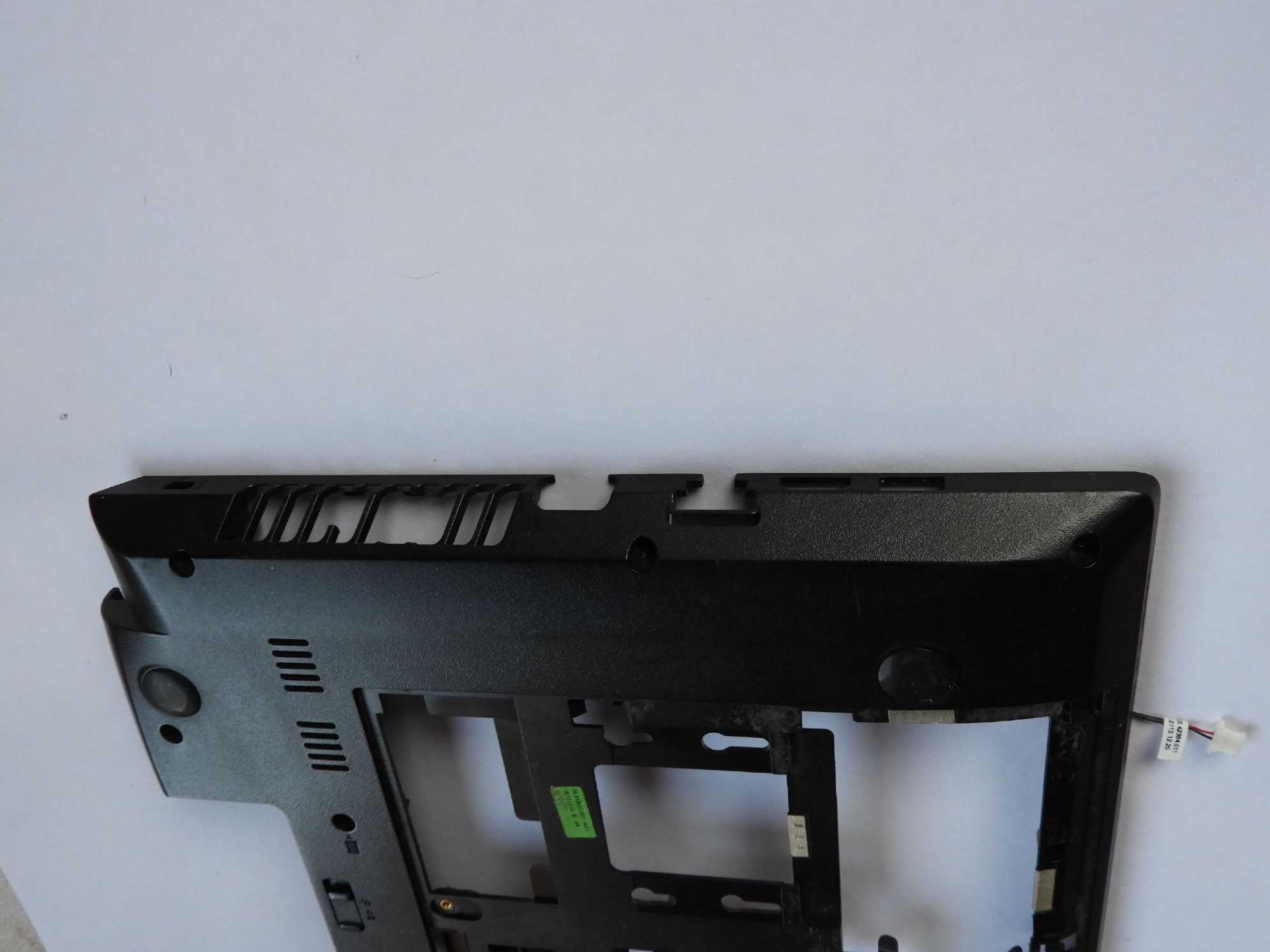 Spodní Vana kryt šasi Lenovo Ideapad B590