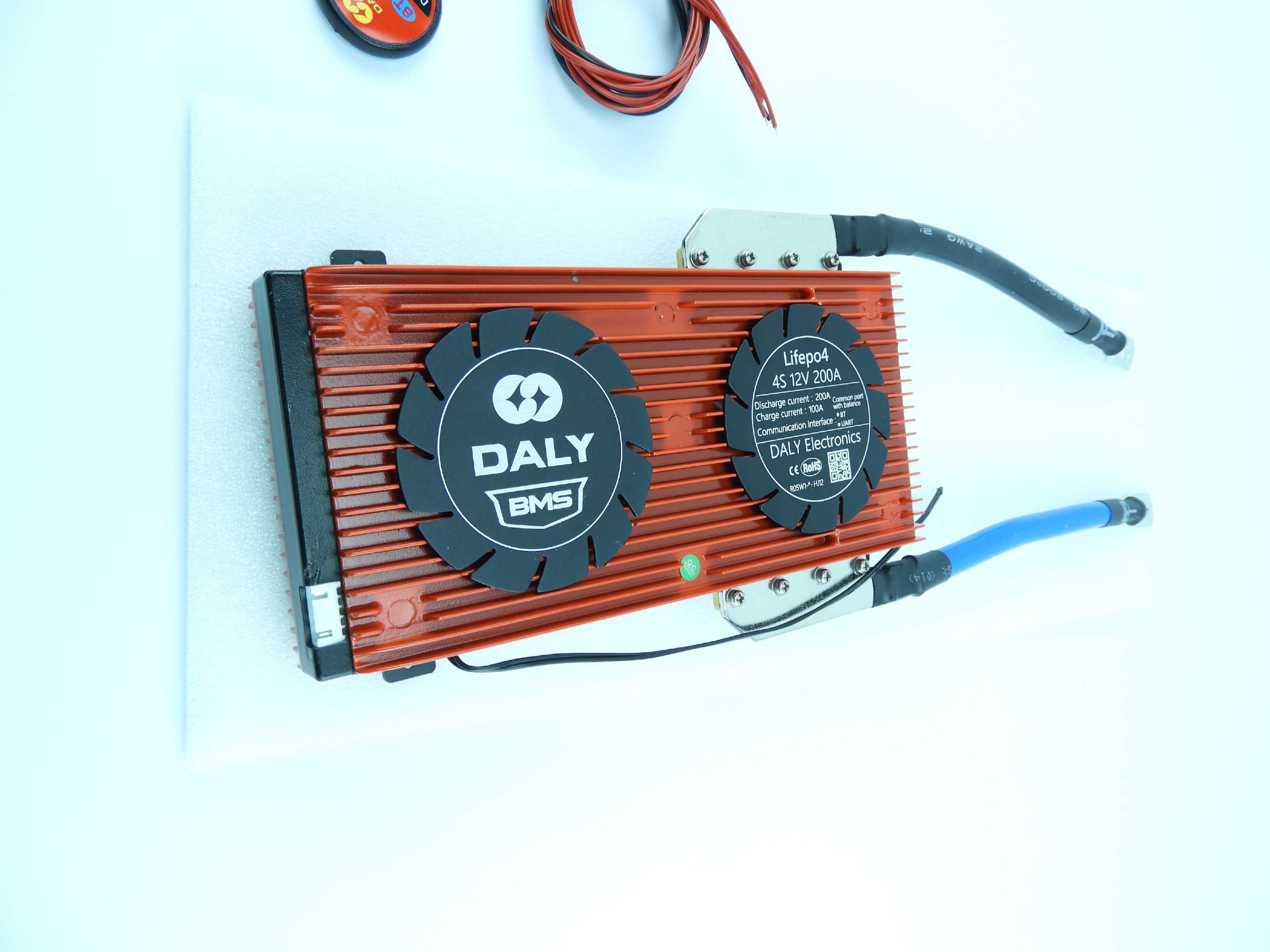 Daly Smart Bms 4s 12v 200A LifePo4 balancer s bluetooth