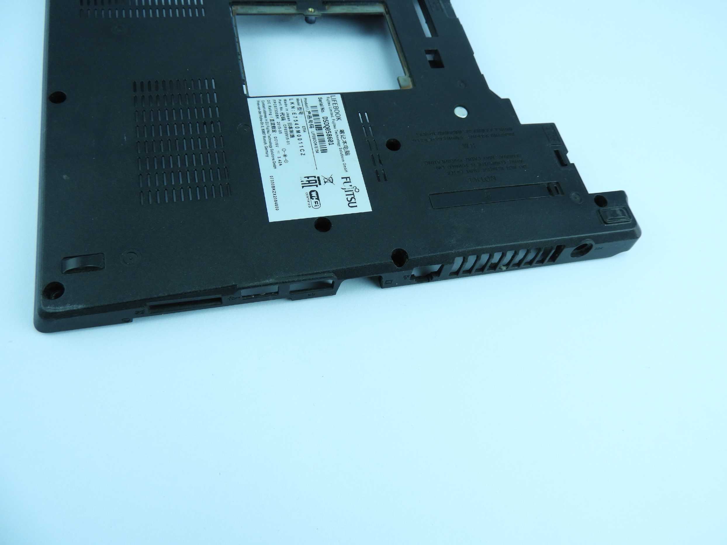 Spodní kryt šasi Vana Fujitsu Lifebook E754
