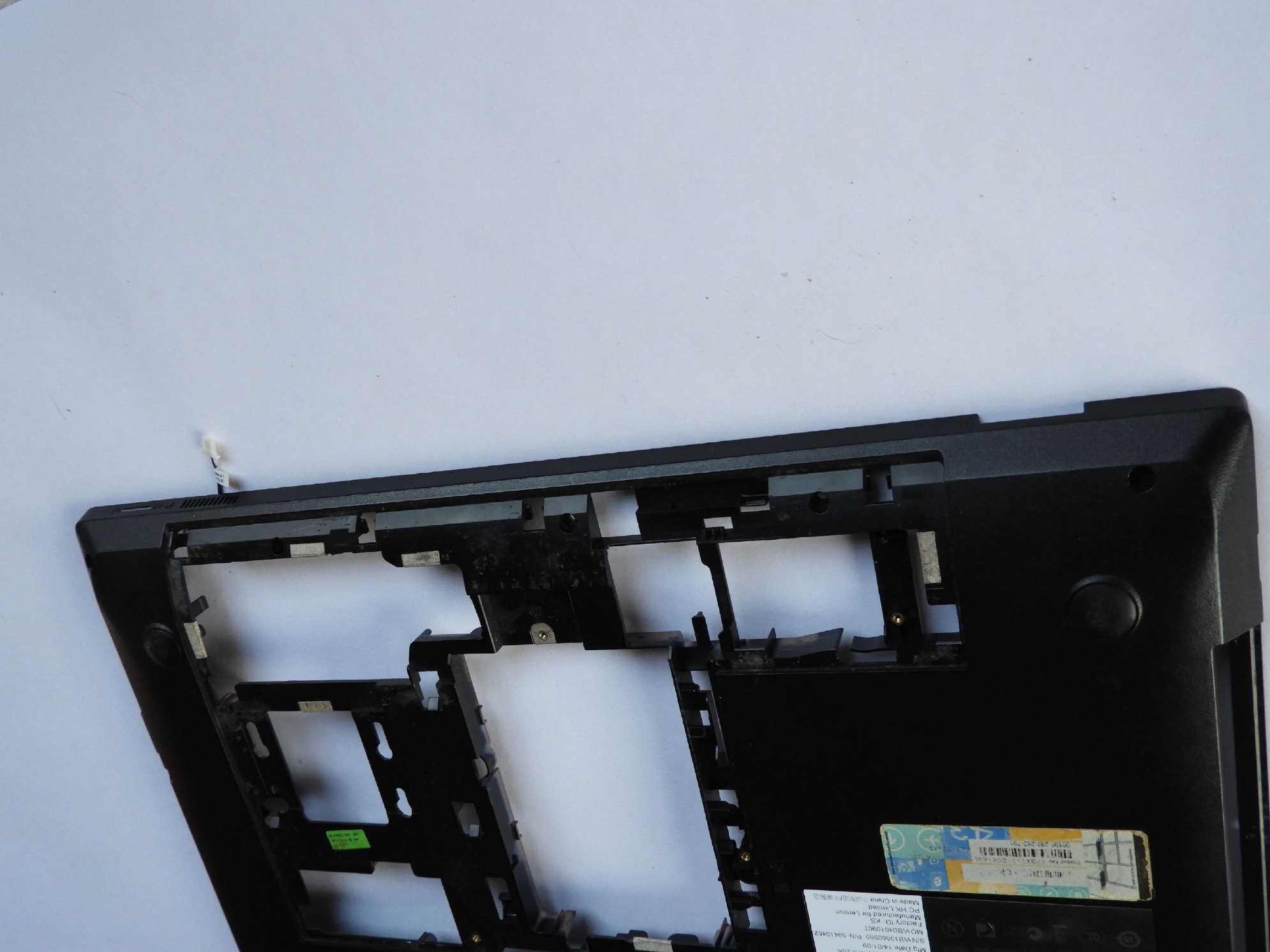 Spodní Vana kryt šasi Lenovo Ideapad B590