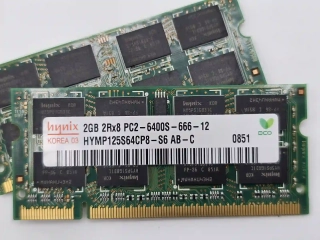 Hynix Operační paměti DDR2 1.8V Sodimm 4GB PC6400S 800mhz