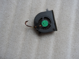 Ventilátor Lenovo Ideapad Z560 Z565 DC280007UX00